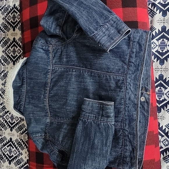 Gap Kids Little Girls Trucker Denim Jacket - Picture 6 of 11